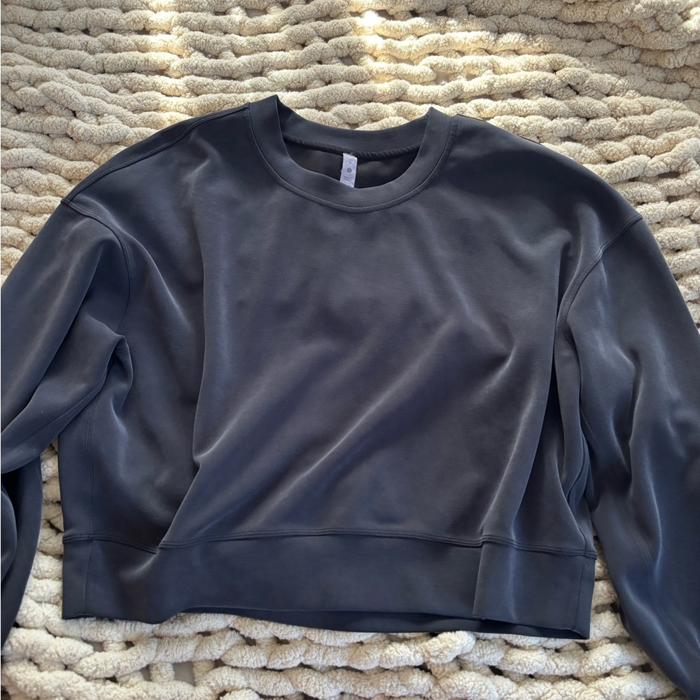 Lululemon perfectly oversized crew